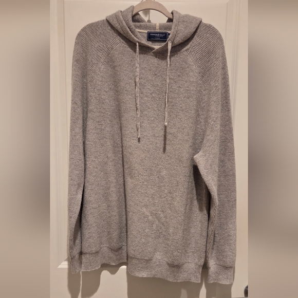 Vineyard Vines Other - MEN'S CASHMERE SWEATER